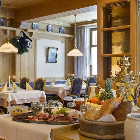 Gasthof Tannberg Hotel 3*